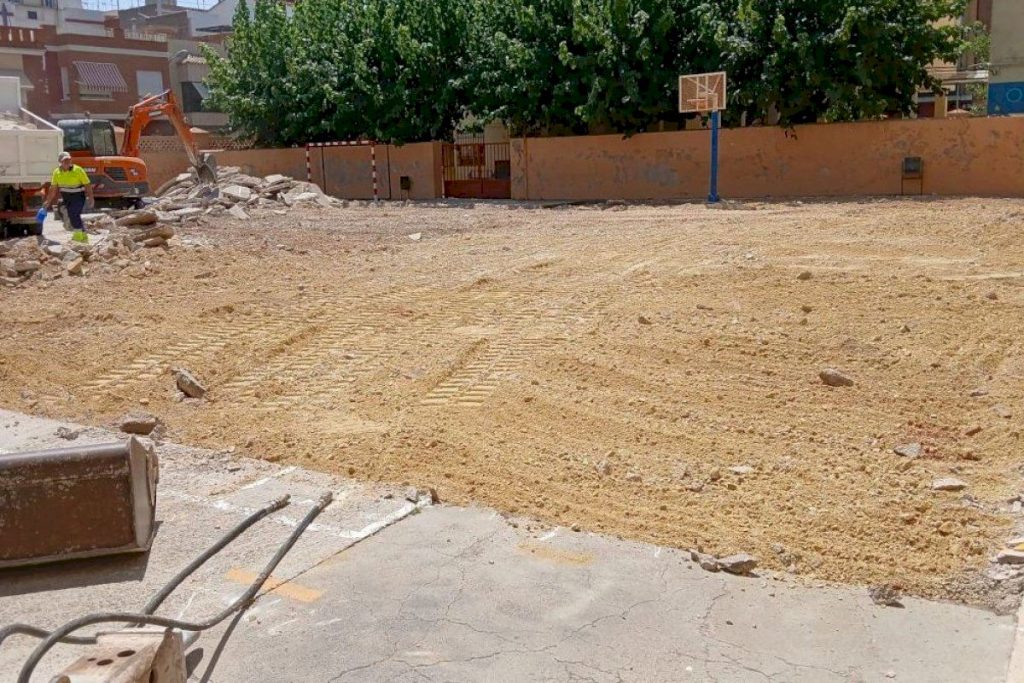 Renaturalització patis escolars Alzira